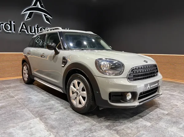 Mini One (2019) — foto 16 van 22