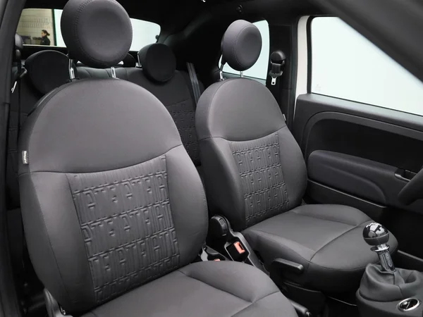 Fiat 500C (2023) — foto 32 van 40