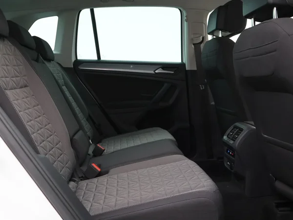 Volkswagen Tiguan (2023) — foto 15 van 26