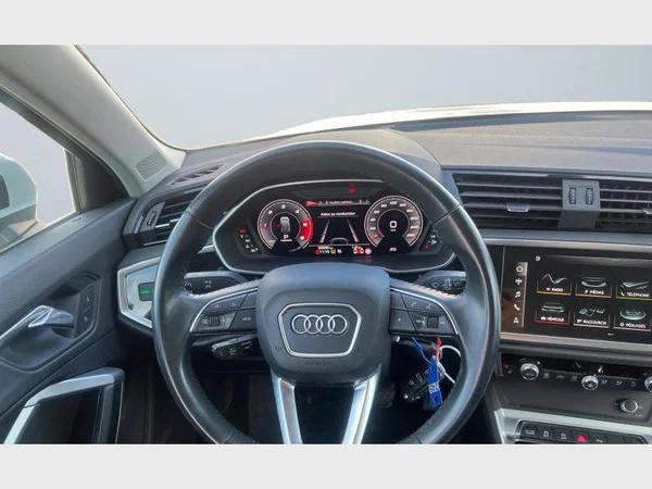 Audi Q3 Sportback (2020) — foto 13 van 29