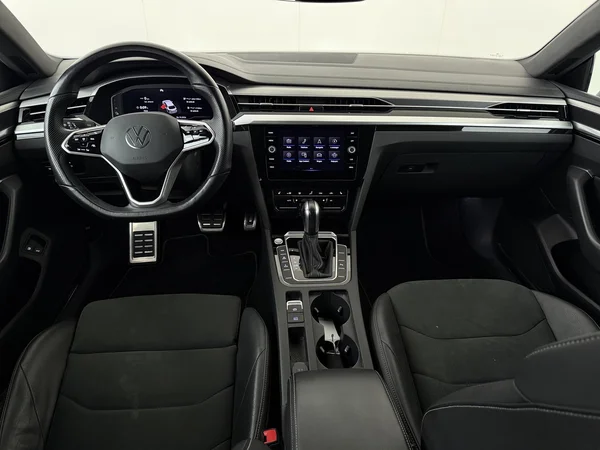 VOLKSWAGEN Arteon (2022) — foto 30 van 30