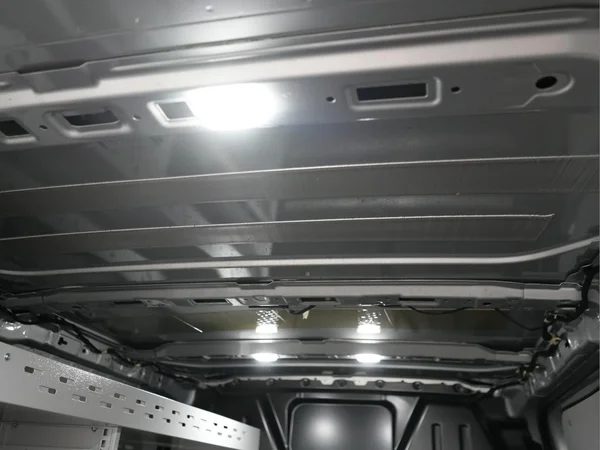 FORD Transit Custom 300L Fou Lwb Diesel (2024) — foto 31 van 47