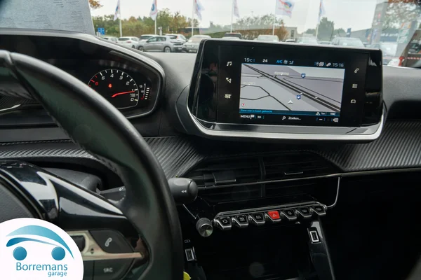 Peugeot 208 (2021) — foto 26 van 38