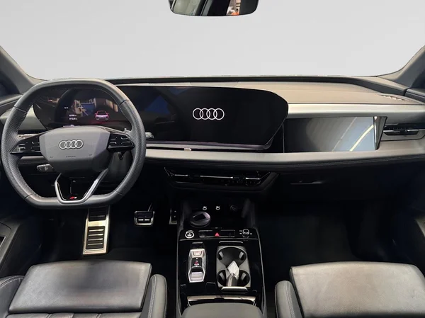 AUDI Q6 e-tron (2024) — foto 11 van 14