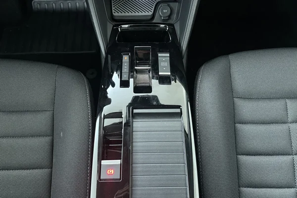 Citroen C4 (2025) — foto 4 van 16