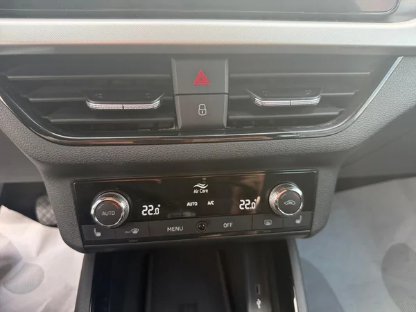 SKODA Kamiq (2022) — foto 17 van 21