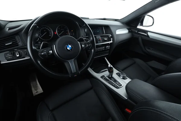 BMW X4 (2016) — foto 2 van 16