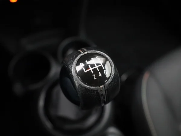 MINI One (2021) — foto 15 van 38