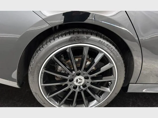 Mercedes-Benz CLA 180 (2021) — foto 2 van 33