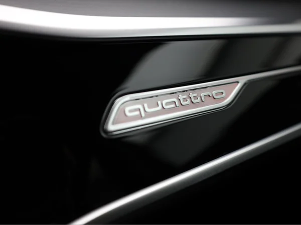 AUDI A6 SW PHEV (2022) — foto 15 van 25