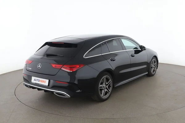 Mercedes-Benz CLA-Klasse (2020) — foto 12 van 16