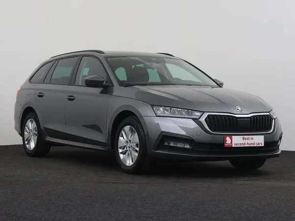 SKODA Octavia (2022) — foto 20 van 25