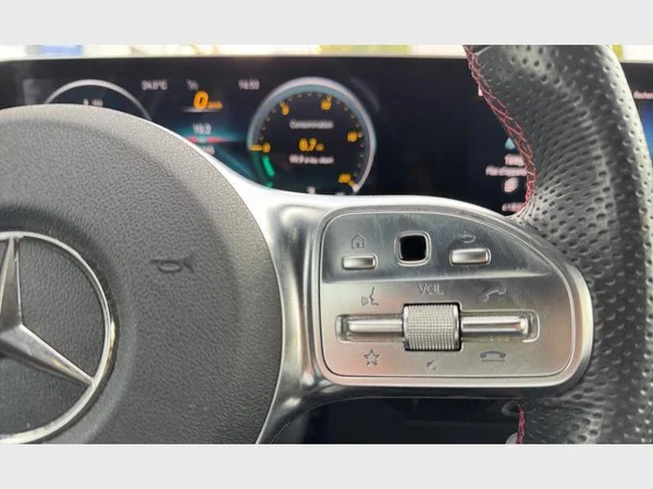 Mercedes-Benz A 160 (2019) — foto 10 van 29