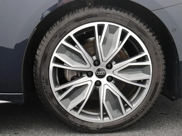 AUDI A5 (2025) — foto 14 van 16