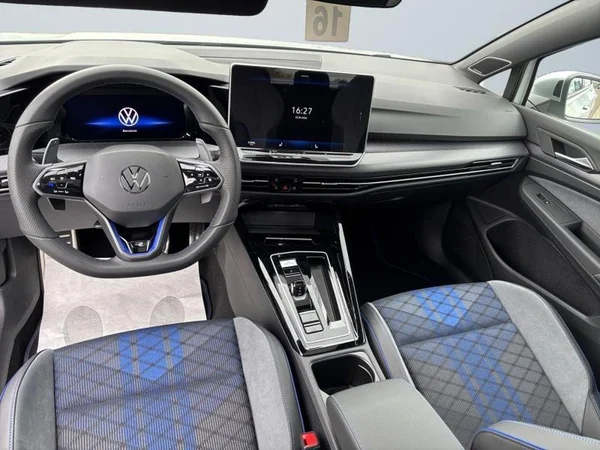 VOLKSWAGEN Golf VIII R (2025) — foto 5 van 33