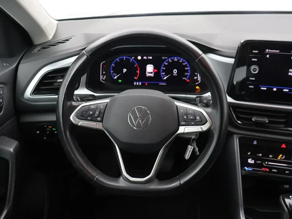 Volkswagen T-Roc (2022) — foto 4 van 26