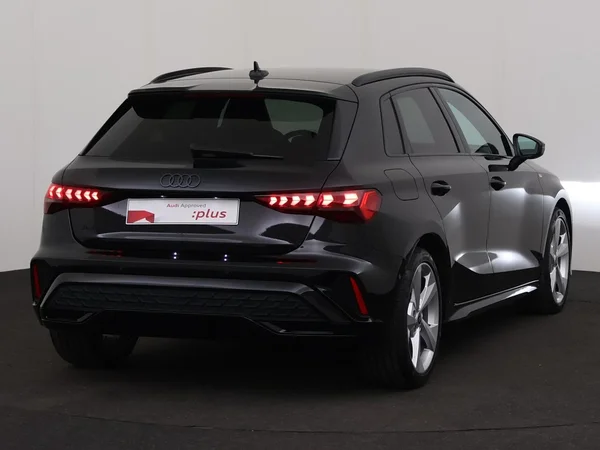 AUDI A3 Sportback (2025) — foto 9 van 18