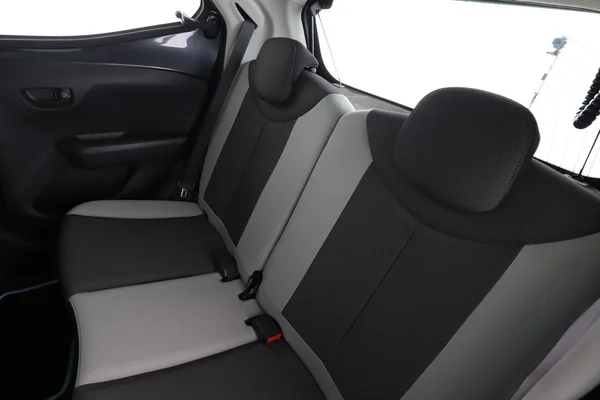Toyota Aygo (2016) — foto 5 van 16