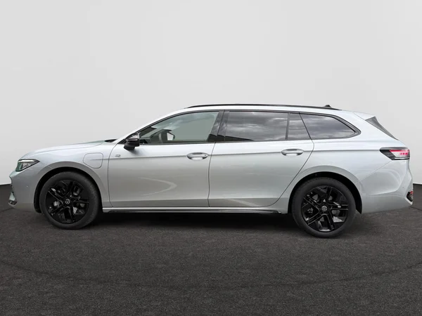VOLKSWAGEN Passat Variant eHybrid (PHEV) (2026) — foto 12 van 24