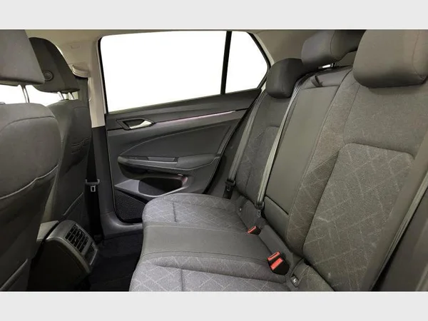 Volkswagen Golf VIII (2020) — foto 6 van 15