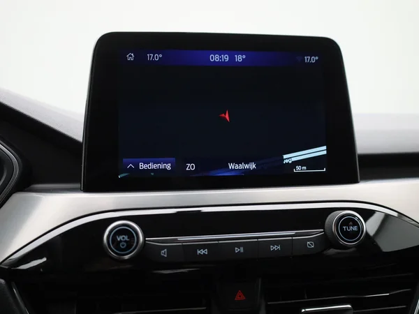 Ford Kuga (2022) — foto 9 van 38