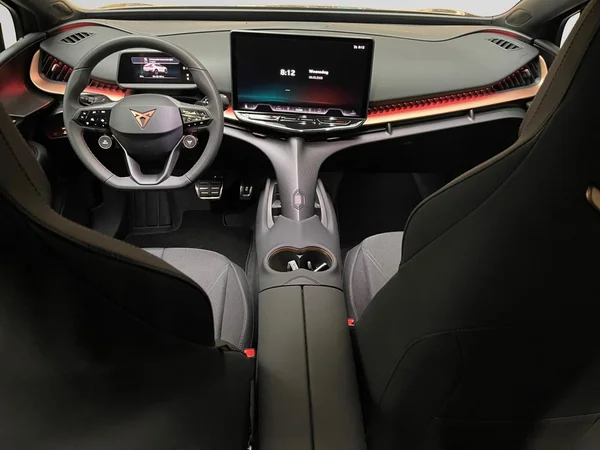 CUPRA Tavascan (2026) — foto 7 van 12