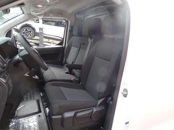 Opel Vivaro (2025) — foto 2 van 21