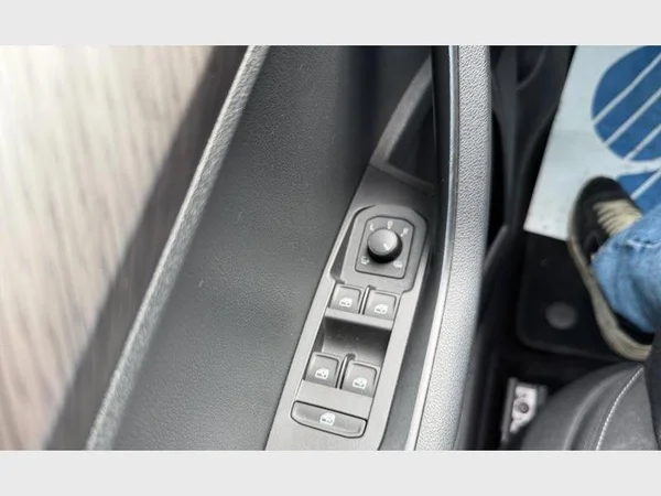 Skoda Karoq (2022) — foto 13 van 24