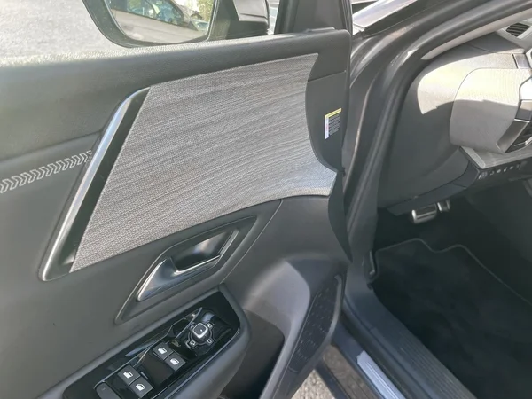 Citroën C5 X (2022) — foto 9 van 24