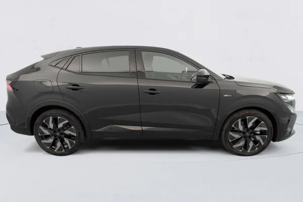 Renault Rafale E-TECH (HEV) (2026) — foto 25 van 28