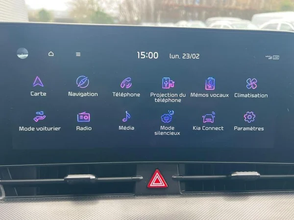 KIA Sportage (2024) — foto 13 van 21
