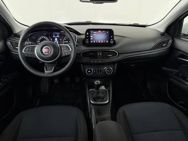 FIAT Tipo (2022) — foto 28 van 28