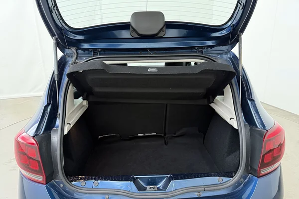 Dacia Sandero (2018) — foto 18 van 22