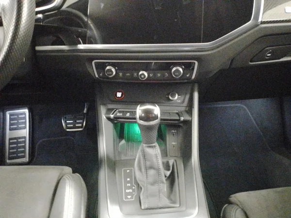 AUDI RS Q3 Sportback (2021) — foto 3 van 23