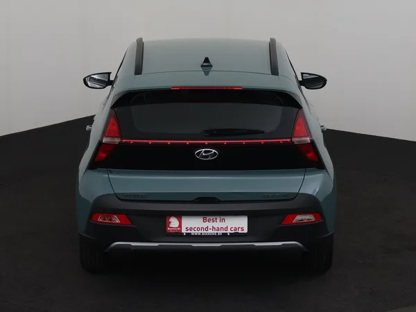 HYUNDAI Bayon (2022) — foto 22 van 25