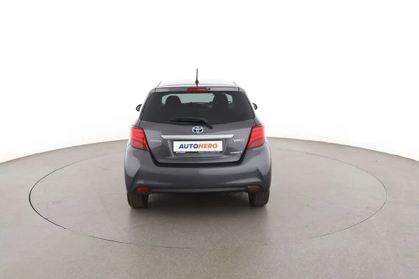 Toyota Yaris (2015) — foto 11 van 16