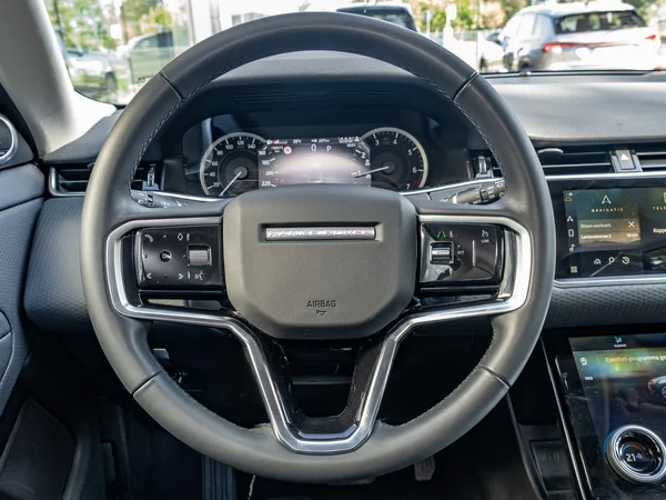 Land Rover Range Rover Evoque (2023) — foto 13 van 24