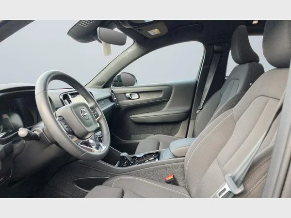 VOLVO C40 (2023) — foto 5 van 22