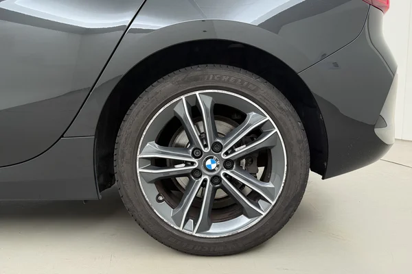 BMW 1 Hatch (F40) (2021) — foto 26 van 29