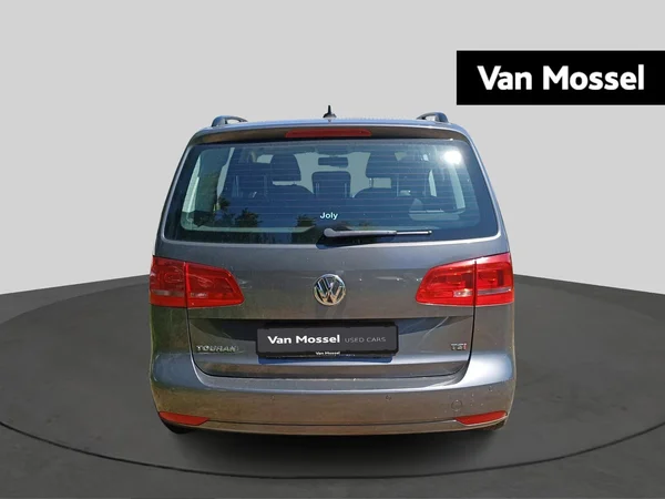 Volkswagen Touran (2012) — foto 10 van 16
