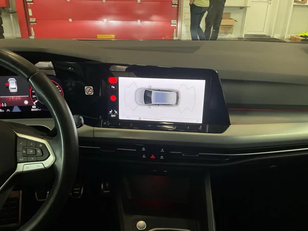 VOLKSWAGEN Golf VIII SW (2024) — foto 5 van 22