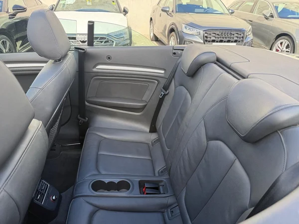 AUDI A3 Cabriolet (2015) — foto 13 van 21