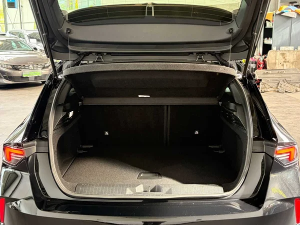 Opel Astra (2025) — foto 13 van 17