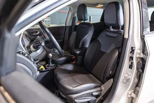Jeep Compass (2022) — foto 11 van 31