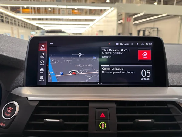 BMW X4 (2021) — foto 13 van 30