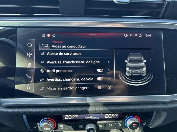 AUDI Q3 Sportback (2023) — foto 20 van 35