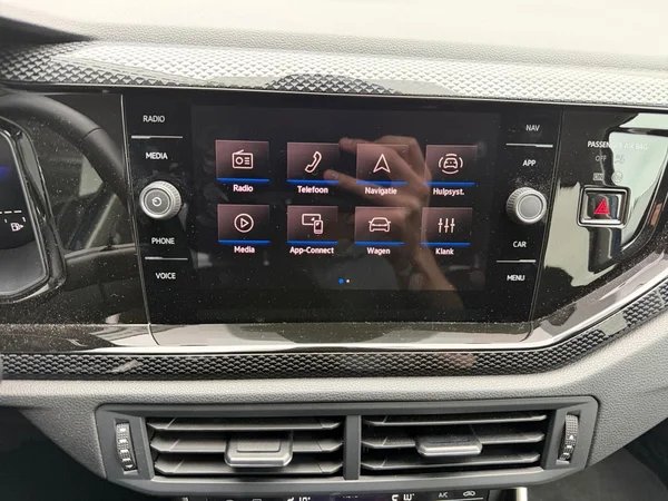 VOLKSWAGEN Taigo (2025) — foto 5 van 23