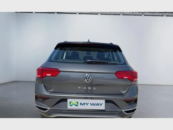 Volkswagen T-Roc (2019) — foto 19 van 22