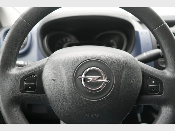 OPEL Vivaro 2700 Fou Swb (2015) — foto 7 van 20