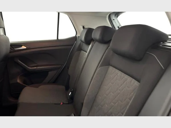 Volkswagen T-Cross (2025) — foto 10 van 19